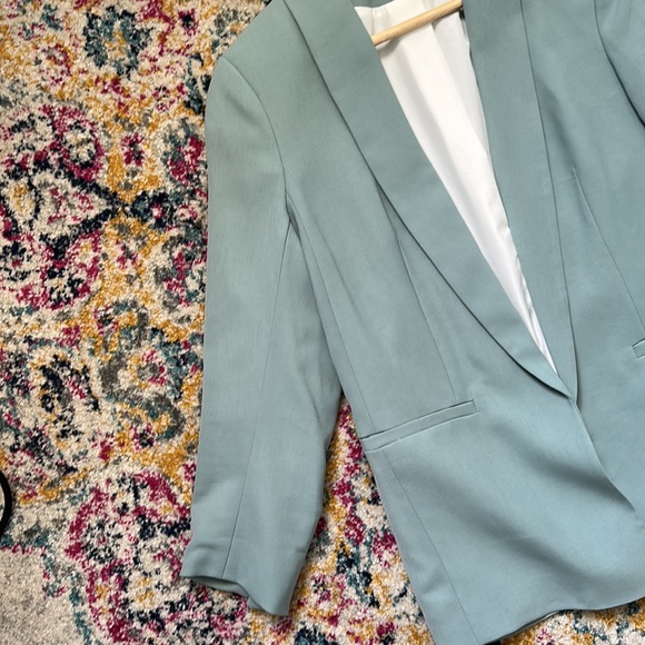 H&M blazer - Picture 2 of 5
